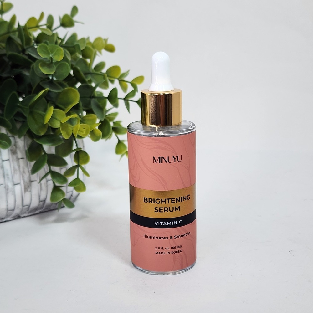 MINUYU Vitamin C Face Serum Brightening 2 fl oz / 60 mL - Made in Korea